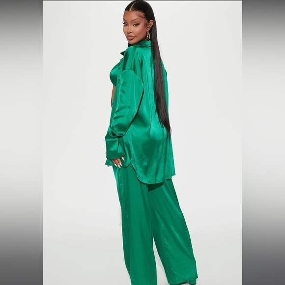 NWT FashionNova 3 piece set - Picture 3 of 8
